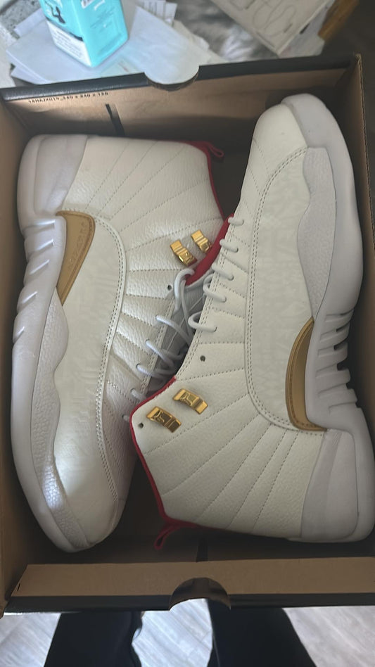 AIR JORDAN 12 RETRO